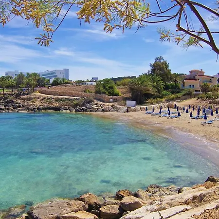 Sharon - Coralli Beachfront