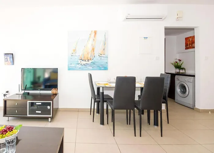 Sharon - Coralli Beachfront *