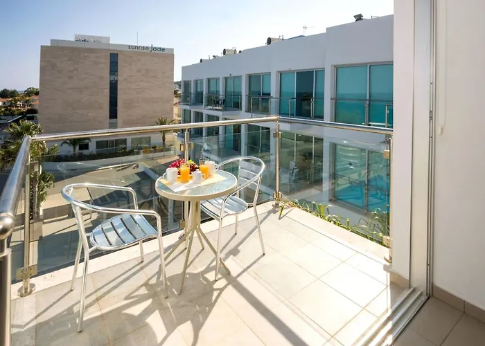 Sharon - Coralli Beachfront Apartmán *