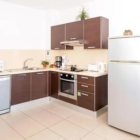 Sharon - Coralli Beachfront *