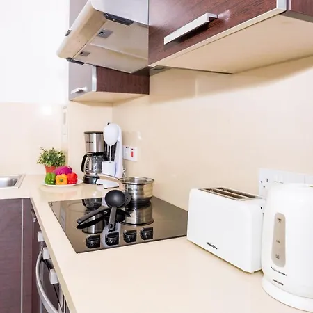 شقة Sharon - Coralli Beachfront بروتاراس