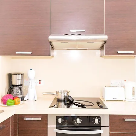 شقة Sharon - Coralli Beachfront بروتاراس