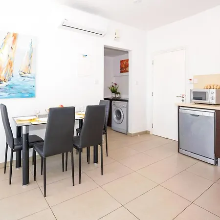 Sharon - Coralli Beachfront * بروتاراس