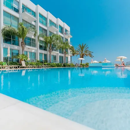 Sharon - Coralli Beachfront 펜션